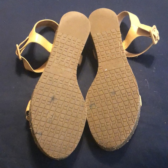 Sandals - Picture 7 of 8